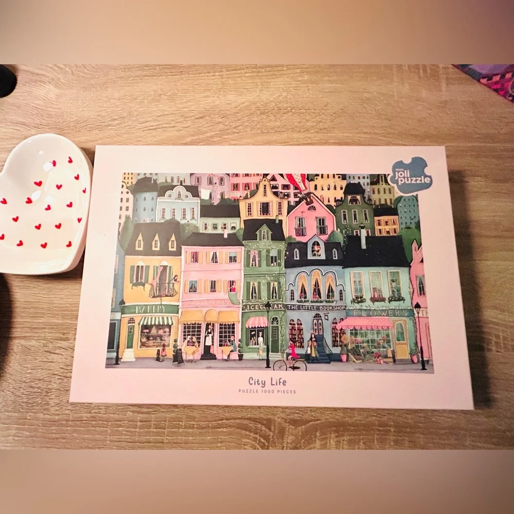 Mon Joli | City Life | 1,000 Piece Jigsaw Puzzle - Picture 2 of 4